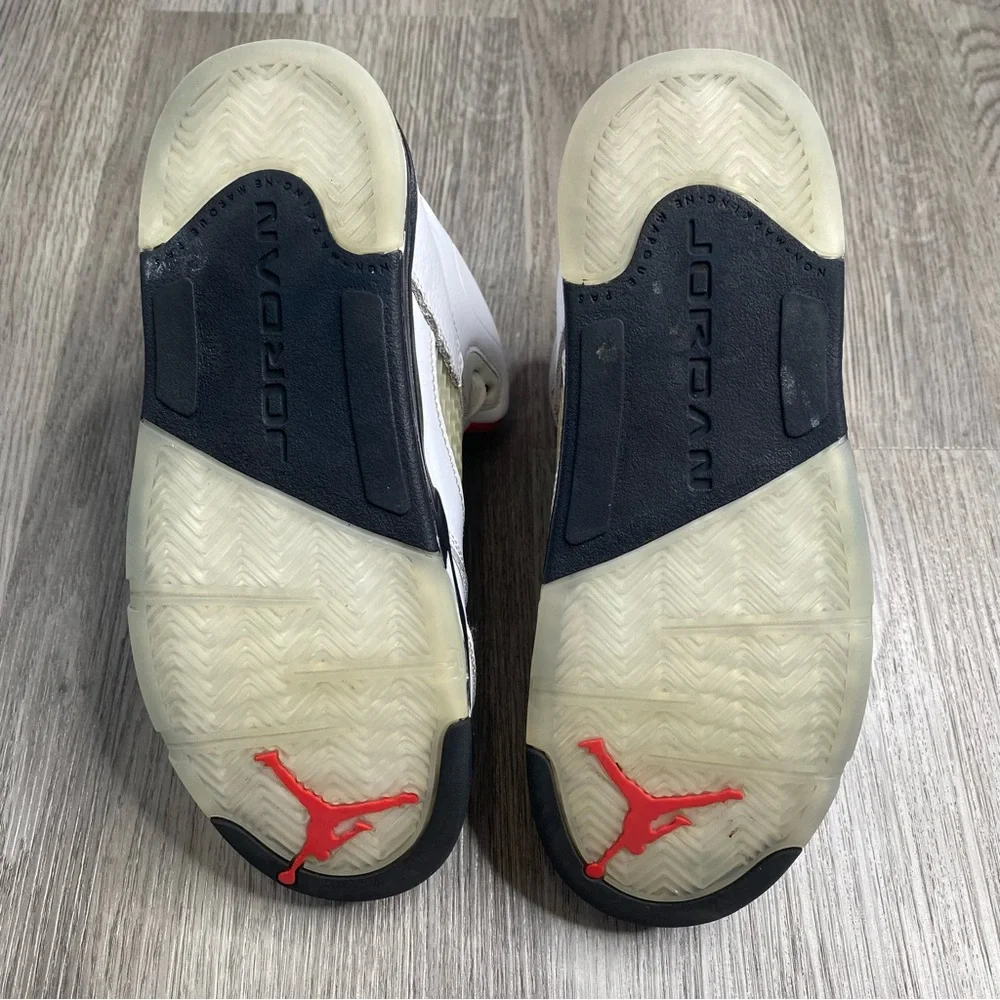 Nike Air Jordan 5 Retro Boys 3Y Athletic Shoes Sneakers 440889-102‎ Fire Red